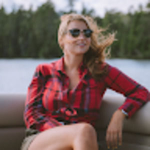 Meet your Posher, Aletta